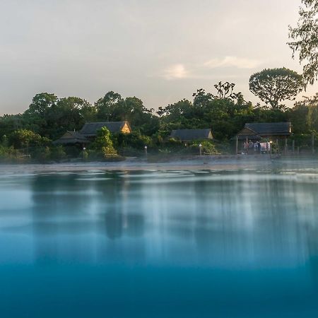 ザ ロイヤル リトリート リゾート ロンサレム島 エクステリア 写真